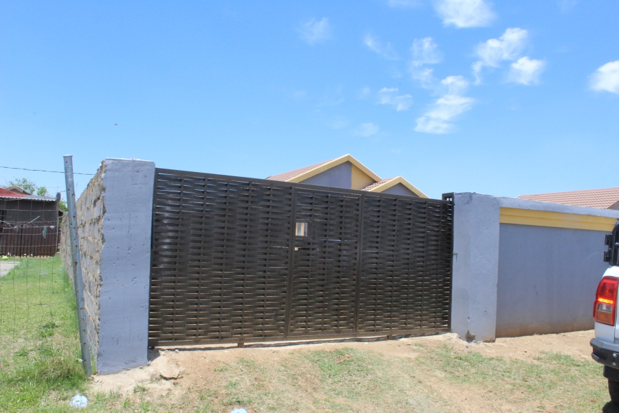 2 Bedroom Property for Sale in Zamdela Free State